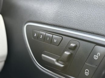 MERCEDES-BENZ GLA CLASS 2.1 GLA220d AMG Line