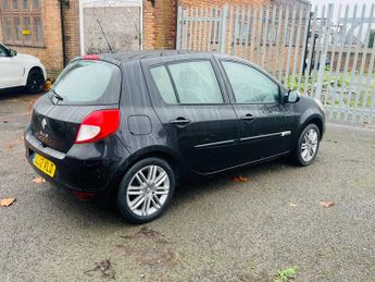 Renault Clio 1.6 VVT Dynamique TomTom Auto Euro 5 5dr