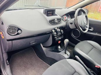 Renault Clio 1.6 VVT Dynamique TomTom Auto Euro 5 5dr