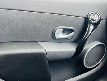 Renault Clio 1.6 VVT Dynamique TomTom Auto Euro 5 5dr