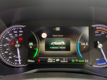 MG MG5 61.1kWh Excite Long Range Auto 5dr