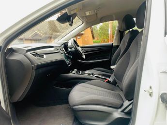 MG MG5 61.1kWh Excite Long Range Auto 5dr