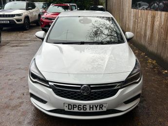 Vauxhall Astra 1.4i Turbo SRi Nav Auto Euro 6 (s/s) 5dr
