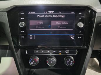 Volkswagen Passat 1.5 TSI EVO SEL DSG Euro 6 (s/s) 5dr