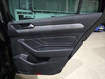 Volkswagen Passat 1.5 TSI EVO SEL DSG Euro 6 (s/s) 5dr