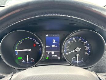 Toyota C-HR 1.8 VVT-h Design CVT Euro 6 (s/s) 5dr