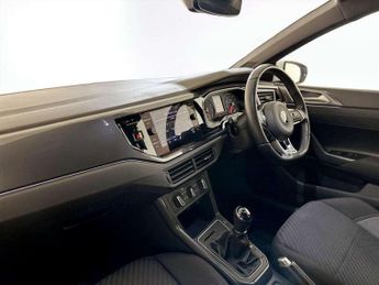 Volkswagen Polo 1.0 TSI R-Line Euro 6 (s/s) 5dr
