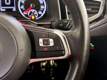 Volkswagen Polo 1.0 TSI R-Line Euro 6 (s/s) 5dr