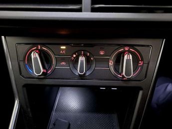 Volkswagen Polo 1.0 TSI R-Line Euro 6 (s/s) 5dr