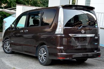 Nissan Serena 2.0 Highway Star V Selection Plus
