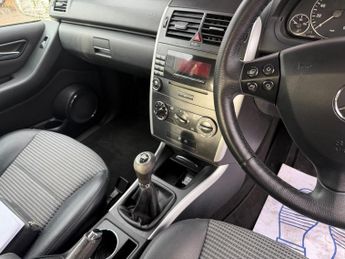 Mercedes-Benz A Class 1.5 A150 Avantgarde SE 3dr