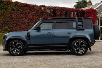 Land Rover Defender 110 3.0 D300 MHEV X-Dynamic HSE Auto 4WD Euro 6 (s/s) 5dr