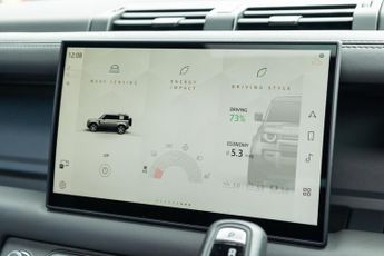 Land Rover Defender 110 3.0 D300 MHEV X-Dynamic HSE Auto 4WD Euro 6 (s/s) 5dr