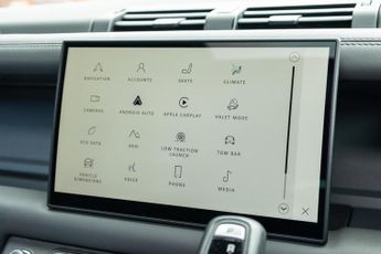 Land Rover Defender 110 3.0 D300 MHEV X-Dynamic HSE Auto 4WD Euro 6 (s/s) 5dr