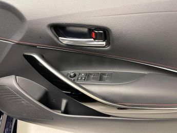 Toyota Corolla 2.0 VVT-h GR SPORT CVT Euro 6 (s/s) 5dr