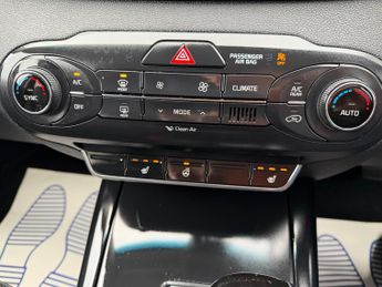 Kia Sorento 2.2 CRDi KX-2 Auto AWD Euro 6 (s/s) 5dr