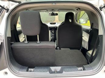 Toyota iQ 1.0 VVT-i Multidrive Euro 5 3dr