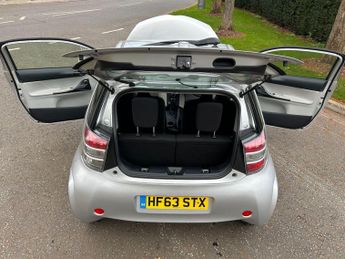 Toyota iQ 1.0 VVT-i Multidrive Euro 5 3dr