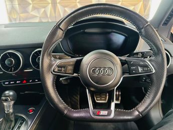 Audi TT 2.0 TFSI Black Edition S Tronic quattro Euro 6 (s/s) 3dr