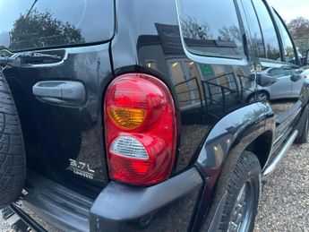 Jeep Cherokee 3.7 V6 Limited 4x4 5dr