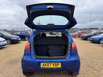 Mitsubishi Colt 1.1 Blue 3dr