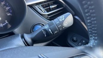 Toyota C-HR 1.8 VVT-h Icon CVT Euro 6 (s/s) 5dr