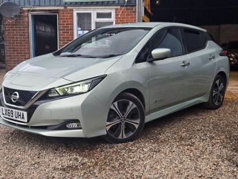 Nissan Leaf 40kWh Tekna Auto 5dr