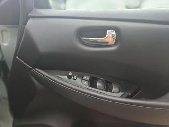Nissan Leaf 40kWh Tekna Auto 5dr