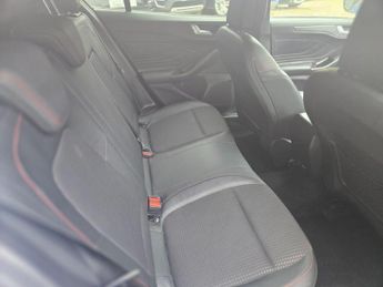 Ford Focus 1.0T EcoBoost ST-Line X Auto Euro 6 (s/s) 5dr