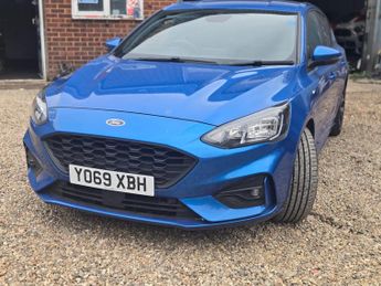 Ford Focus 1.0T EcoBoost ST-Line X Auto Euro 6 (s/s) 5dr