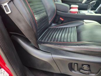 Land Rover Discovery Sport 2.0 D180 MHEV R-Dynamic SE SUV 5dr Diesel Auto 4WD Euro 6 (s/s) 