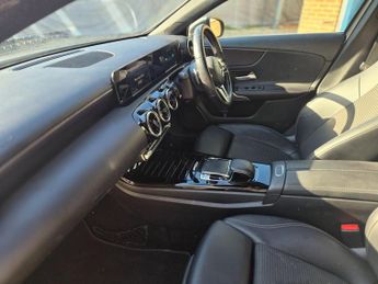 Mercedes-Benz A Class 1.5 A180d Sport 7G-DCT Euro 6 (s/s) 5dr