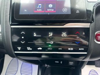 Honda Jazz 1.3 i-VTEC EX CVT Euro 6 (s/s) 5dr