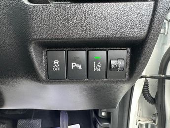 Honda Jazz 1.3 i-VTEC EX CVT Euro 6 (s/s) 5dr