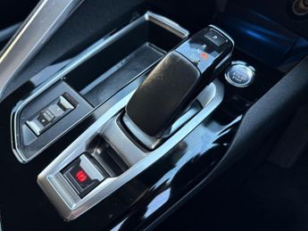 Peugeot 3008 1.6 13.2kWh Allure Premium e-EAT Euro 6 (s/s) 5dr