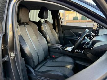 Peugeot 3008 1.6 13.2kWh Allure Premium e-EAT Euro 6 (s/s) 5dr