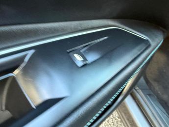 Peugeot 3008 1.6 13.2kWh Allure Premium e-EAT Euro 6 (s/s) 5dr