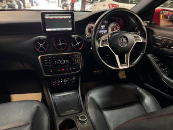 Mercedes-Benz A Class 2.0 A250 AMG Sport Hatchback 5dr Petrol 7G-DCT Euro 6 (s/s) (211