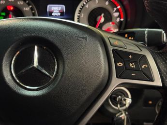 Mercedes-Benz A Class 2.0 A250 AMG Sport Hatchback 5dr Petrol 7G-DCT Euro 6 (s/s) (211