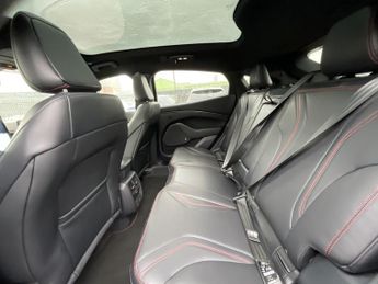 Ford Mustang Mach-E EXT RANGE AWD