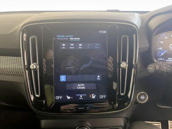 Volvo XC40 1.5h T4 Recharge 10.7kWh R-Design Auto Euro 6 (s/s) 5dr