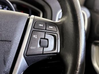 Volvo V40 1.6 D2 SE Lux Euro 5 (s/s) 5dr