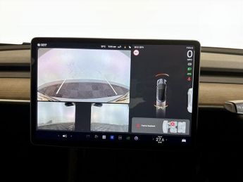 Tesla Model 3 Standard Range Plus Auto RWD 4dr