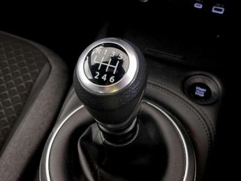 Nissan Juke 1.0 DIG-T N-Connecta Euro 6 (s/s) 5dr