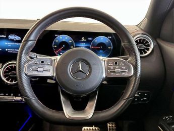 Mercedes-Benz EQA EQA 350 66.5kWh AMG Line Auto 4MATIC 5dr