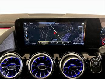 Mercedes-Benz EQA EQA 350 66.5kWh AMG Line Auto 4MATIC 5dr