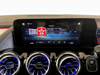 Mercedes-Benz EQA EQA 350 66.5kWh AMG Line Auto 4MATIC 5dr