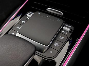 Mercedes-Benz EQA EQA 350 66.5kWh AMG Line Auto 4MATIC 5dr