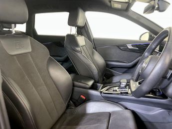 Audi A4 Avant 2.0 TFSI 40 Black Edition S Tronic Euro 6 (s/s) 5dr