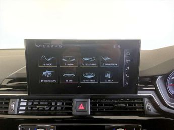 Audi A4 Avant 2.0 TFSI 40 Black Edition S Tronic Euro 6 (s/s) 5dr